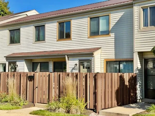1431 30th AVENUE #4, Kenosha, WI 53144