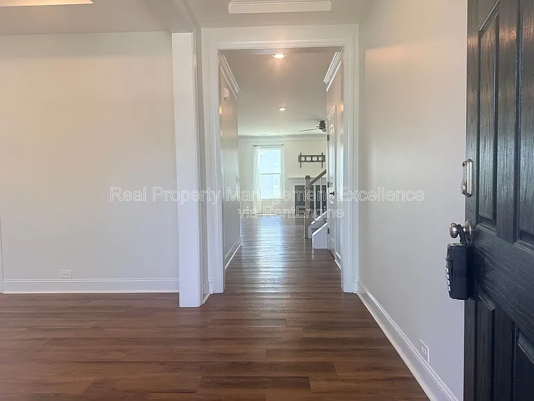 16 Clear Creek Cir — Photo 2