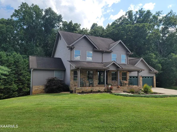 1310 Laura Ln, Sevierville, TN 37862