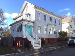 22 Chestnut St, Gloucester, MA 01930