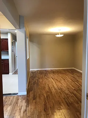 Rented by Amorelli Realty | media 2