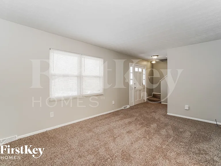 1369 Greenock Rd — Photo 6