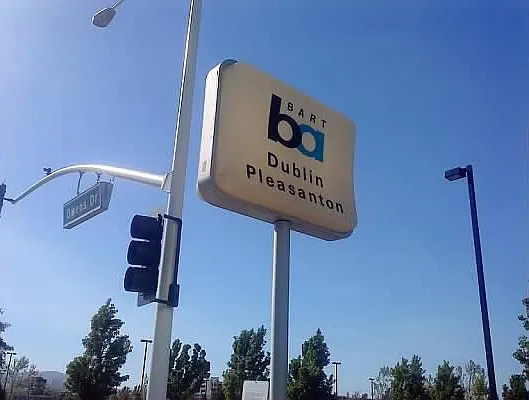 We are near Oracle and walking Distance to BART