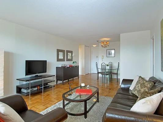 Sold by Sotheby's International Realty | media 20