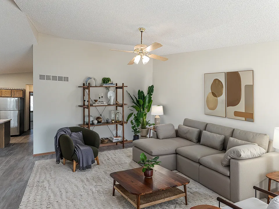 3222 S 51st Pl
