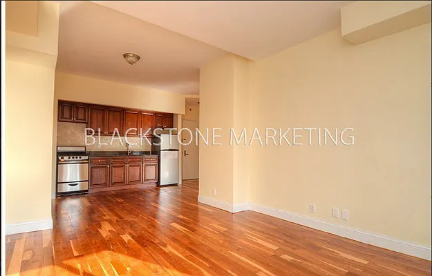 Rented by Gotham City Realty Group | media 12