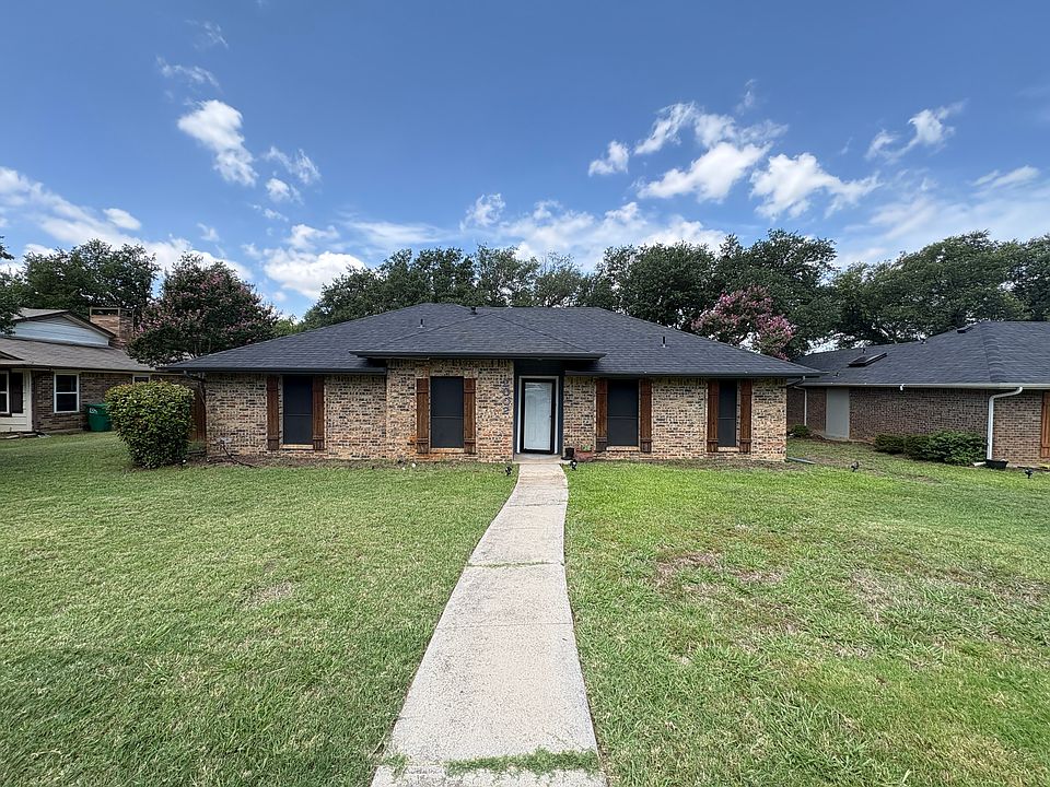 1st image of 2002 Azalea St