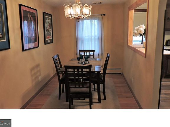 5th image of 733 Neptune Ave