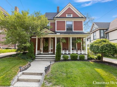 234 Charles Ave SE, Grand Rapids, MI, 49503