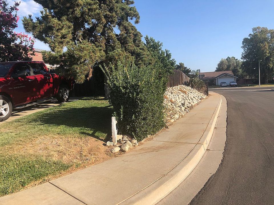 2nd image of 509 Roy Ct