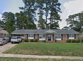 407 Glen Canyon Dr, Fayetteville, NC 28303