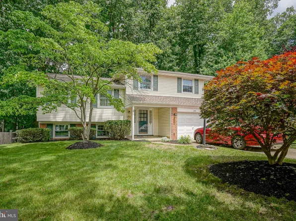 240 Winding Way Rd, Stratford, NJ 08084