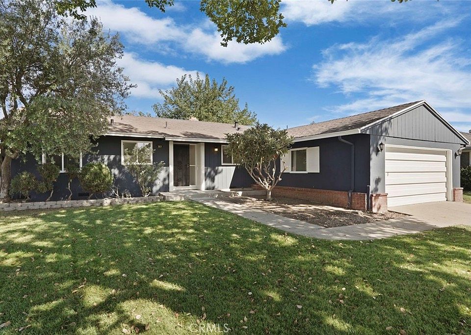 1st image of 307 E Benjamin Holt Dr