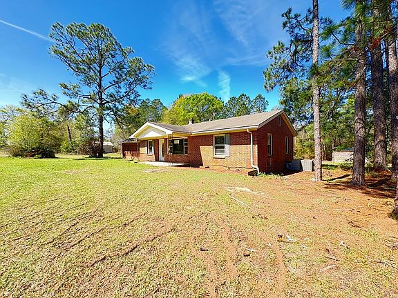 2nd image of 1364 Evergreen Rd