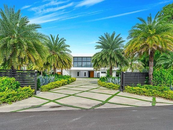 3rd image of 19 Gatehouse Road