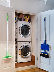 Sold by Avenue Sotheby's International Realty