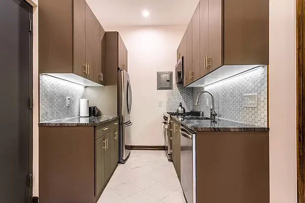 Rented by REAL New York | media 12