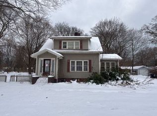 1760 Fairplain Ave, Benton Harbor, MI 49022