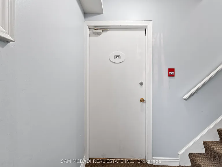 15 Faulkner St #1 — Photo 3