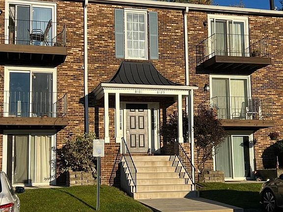 2nd image of 8121 Revere Pl