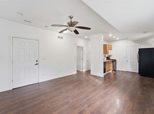 3832 15th St, Des Moines, IA 50313