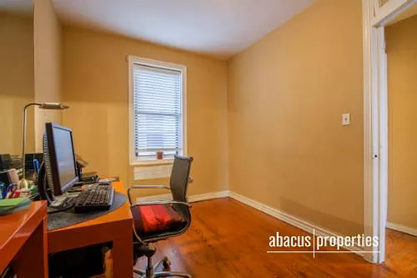 Sold by Abacus Properties | media 26