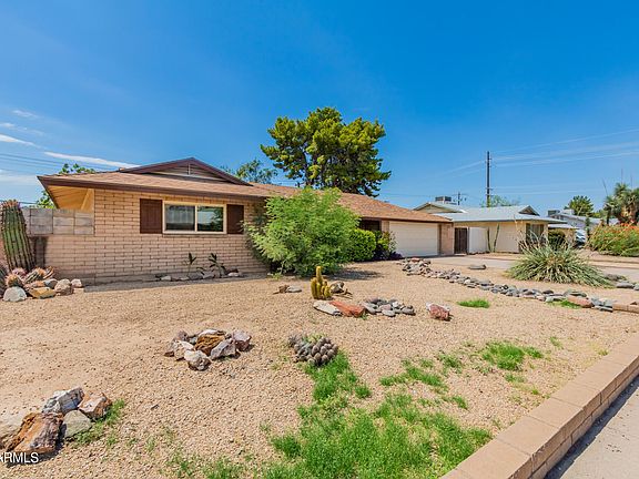 3rd image of 3835 W Morten Ave