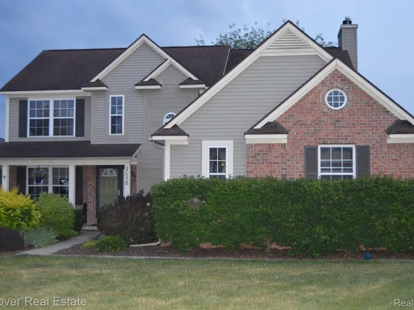2650 Sand Hill Dr, Dexter, MI 48130