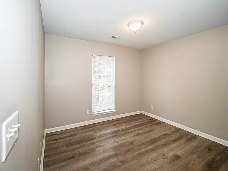 5833 Lawnmeadow Dr — Photo 12