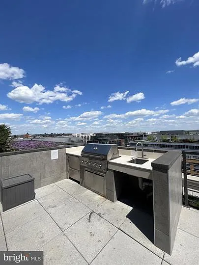 1 bed, 627 sqft, $2,050 — Photo 2