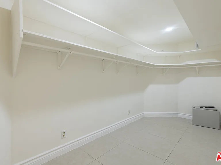 16379 Meadowridge Rd — Photo 29