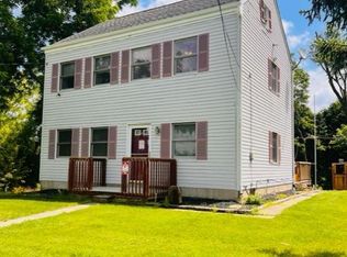 1851 Ridgeview Dr S, Allentown, PA 18104