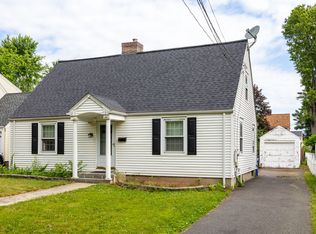 114 Saint Charles St, West Hartford, CT 06119