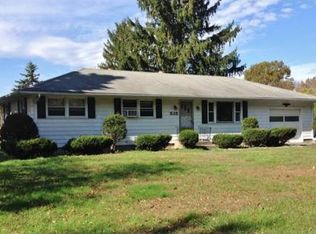 535 Piper Rd, West Springfield, MA 01089