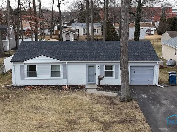 5263 Burgess Dr, Sylvania, OH 43560