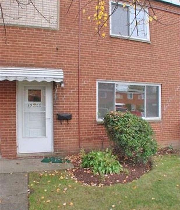 1st image of 1566 Severn Ln