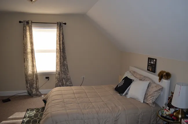 3860 Jarvis Ave — Photo 11