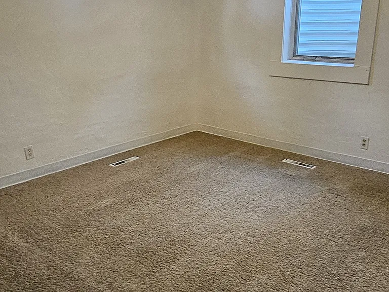 705 Colorado St #B — Photo 10