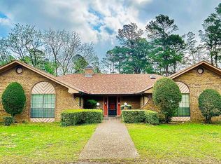 2899 Surrey Ln, Tyler, TX 75705