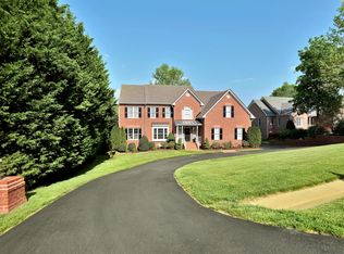 11221 Old Lewiston Rd, North Chesterfield, VA 23236