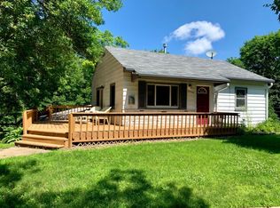 18916 Shady Ln S, Minnetonka, MN 55345