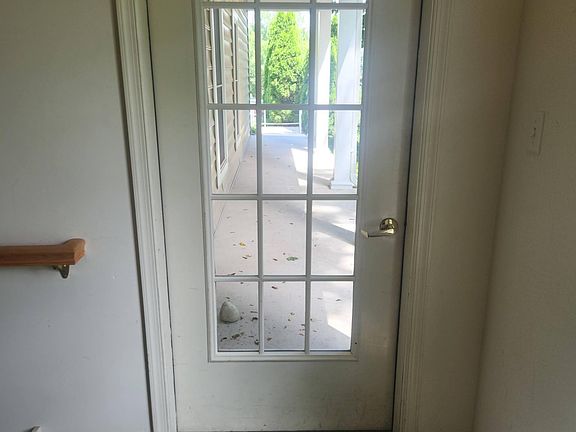 Entry/Exit for apartments