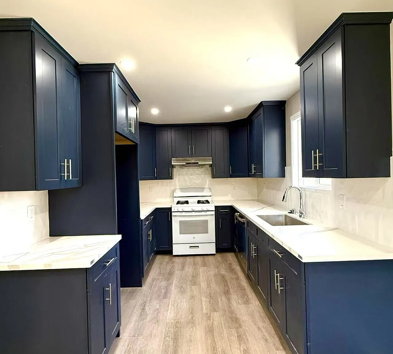 3 bed, 1440 sqft, $2,950 — Photo 3