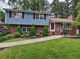 205 Cadwalader Dr, Trenton, NJ 08618