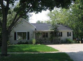 132 Washington St, Dimondale, MI 48821