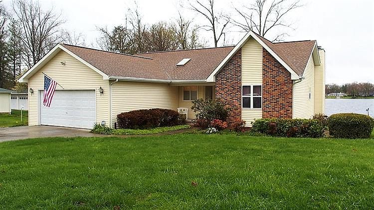 1st image of 1102 Hileah Dr