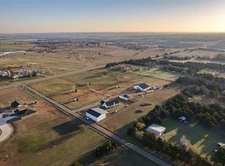 900 Trail North Rd, Guthrie, OK 73044