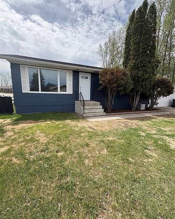 1st image of 660 Alberta AVENUE