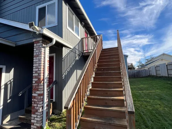 1805 Caroline Avenue, 1805 Caroline Ave #B, McKinleyville, CA 95519