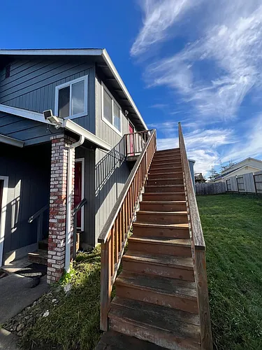 1805 Caroline Ave Photo 1